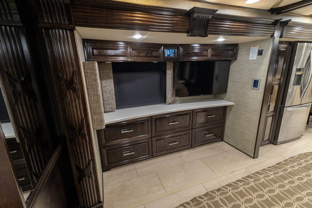 2020 Newmar Mountain Aire 4551 gallery image-27
