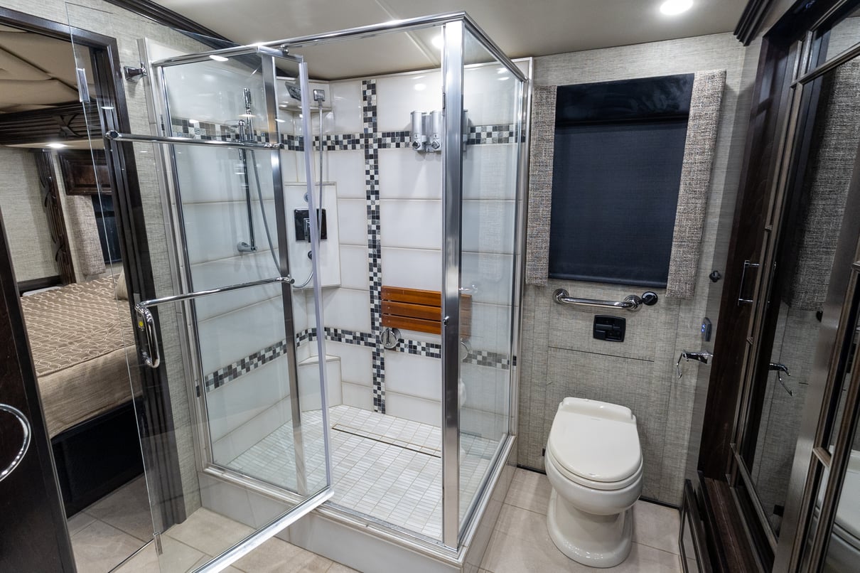 2020 Newmar Mountain Aire 4551 gallery image-29