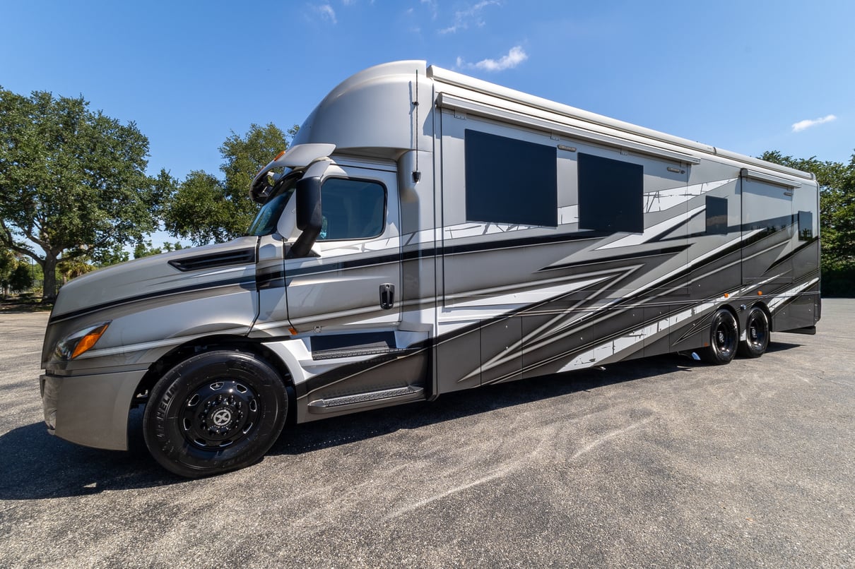 2026 SHOWHAULER ADVENTURE A4502 gallery image-10