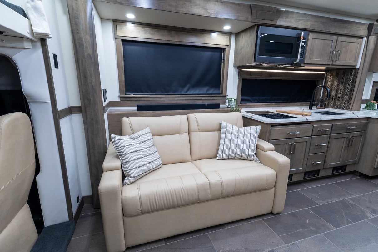 2026 SHOWHAULER ADVENTURE A4502 gallery image-19