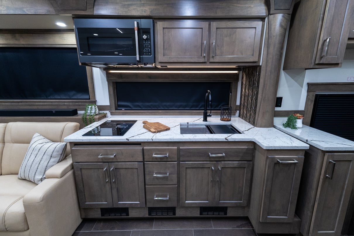 2026 SHOWHAULER ADVENTURE A4502 gallery image-21