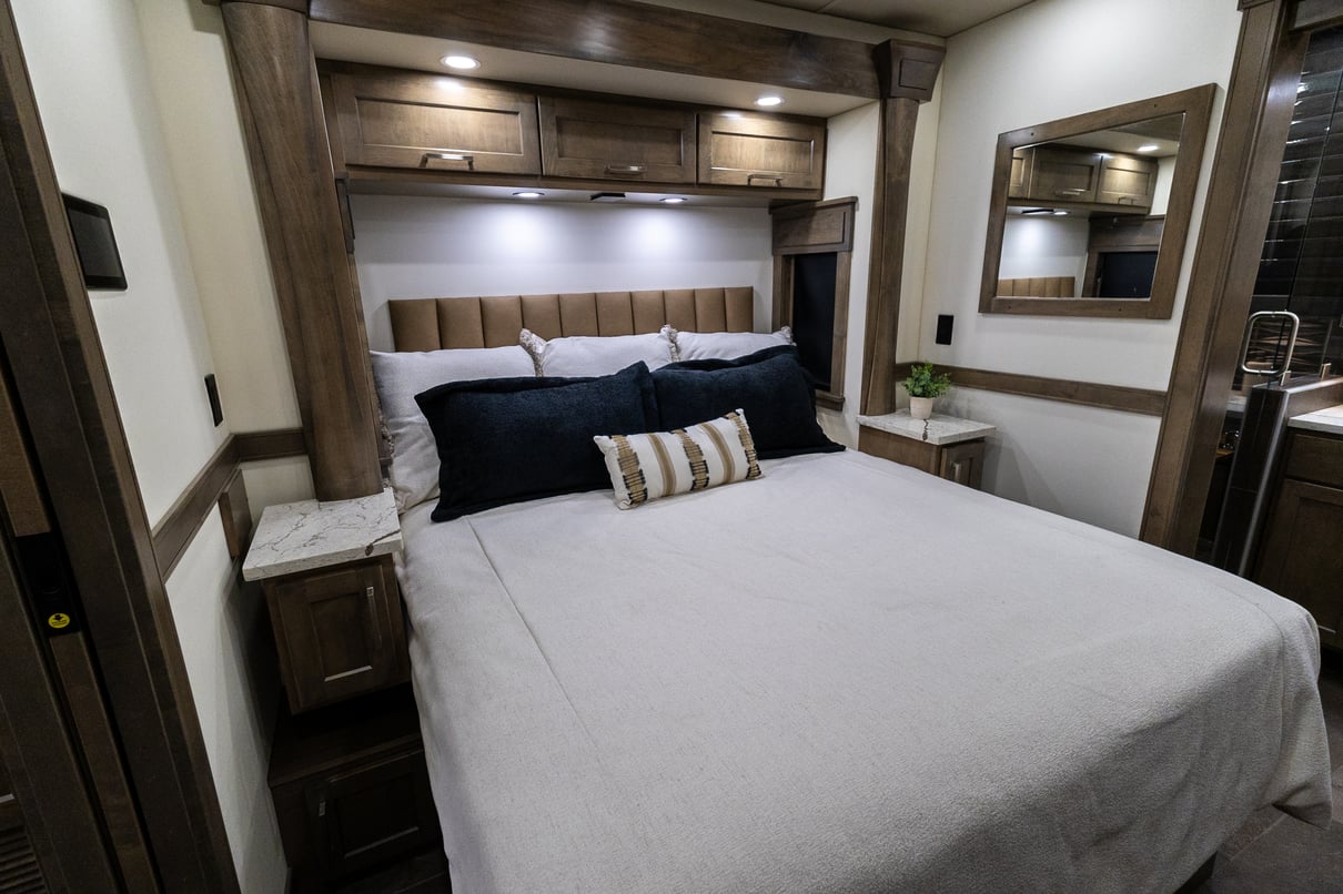 2026 SHOWHAULER ADVENTURE A4502 gallery image-27