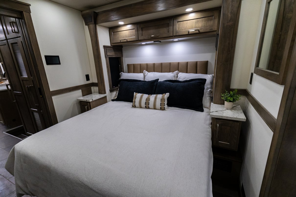 2026 SHOWHAULER ADVENTURE A4502 gallery image-29