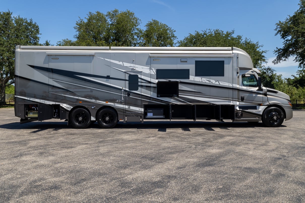 2026 SHOWHAULER ADVENTURE A4502 gallery image-35