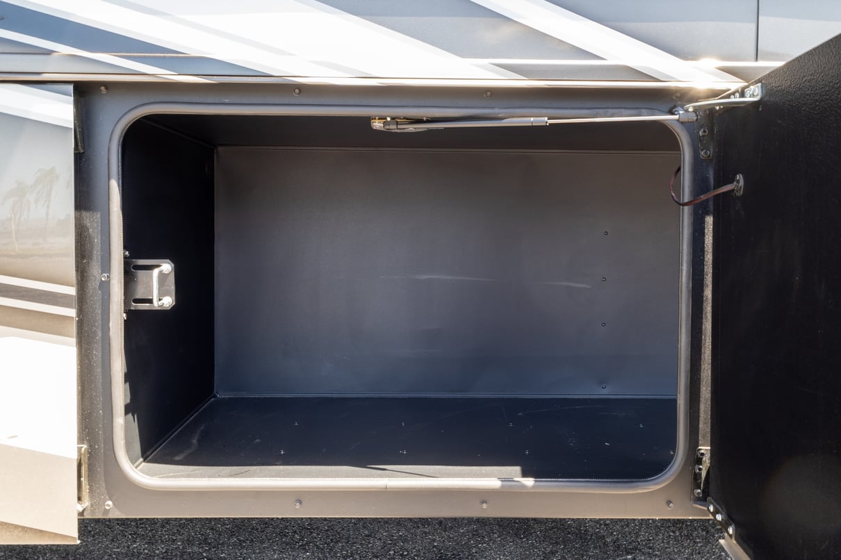 2026 SHOWHAULER ADVENTURE A4502 gallery image-40