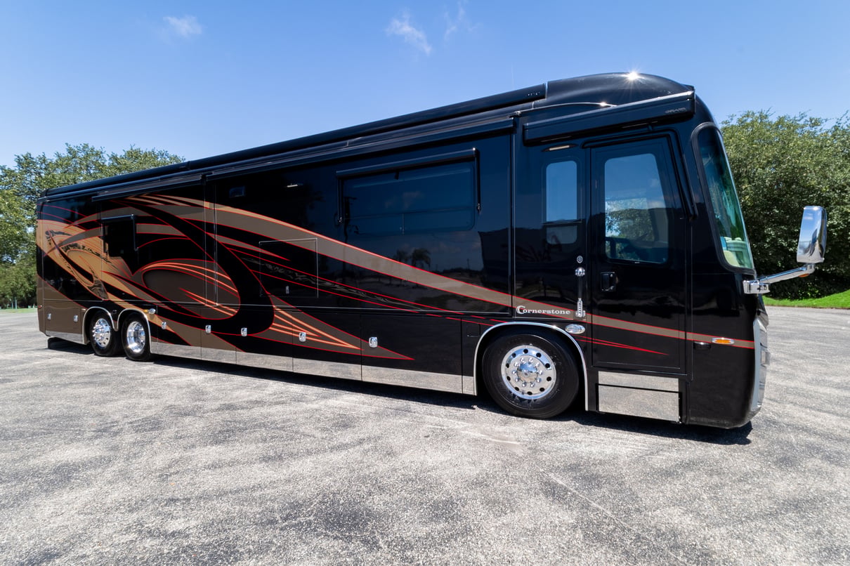 2017 Entegra Cornerstone 45B gallery image-2