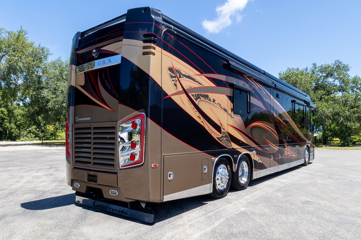 2017 Entegra Cornerstone 45B gallery image-5