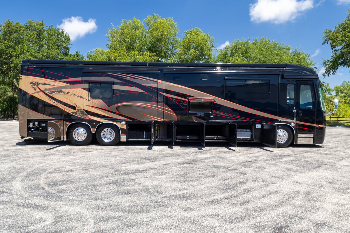 2017 Entegra Cornerstone 45B gallery image-32