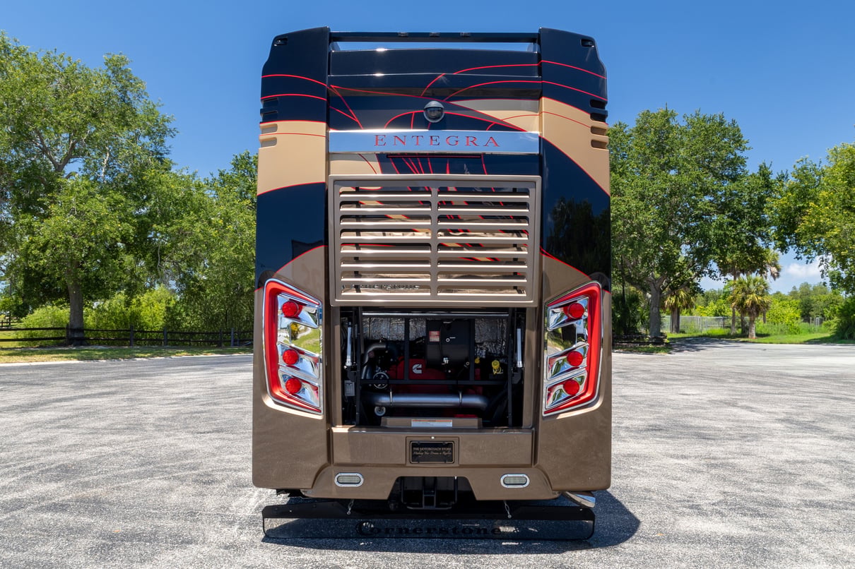 2017 Entegra Cornerstone 45B gallery image-47