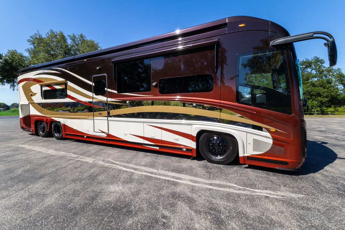 2012 Newell P2000i gallery image-2