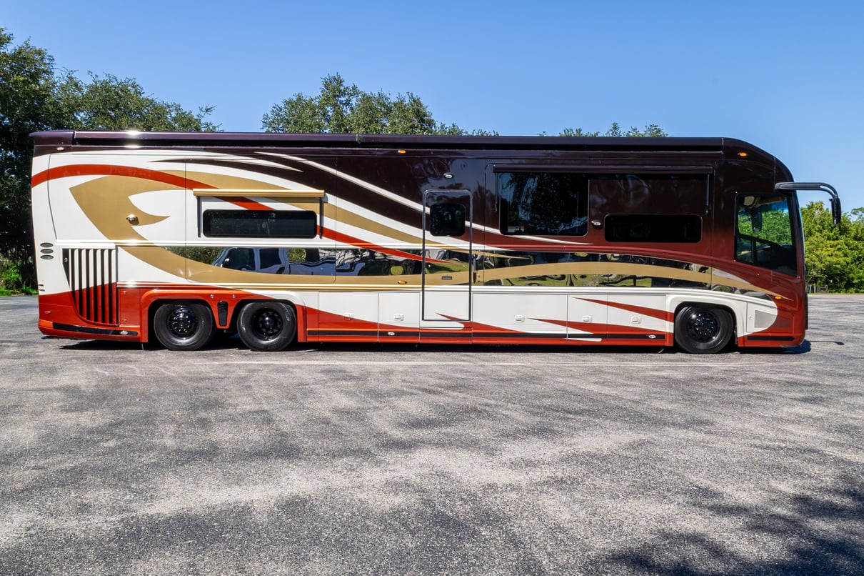 2012 Newell P2000i gallery image-3