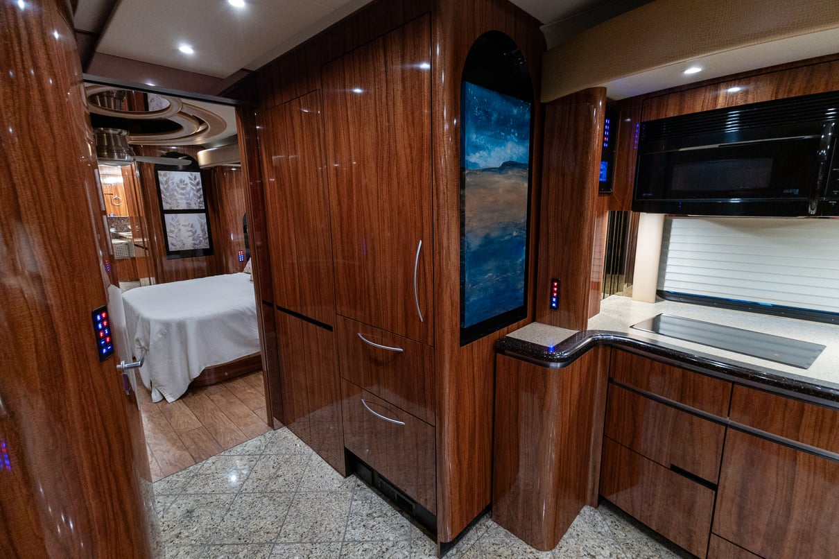 2012 Newell P2000i gallery image-21