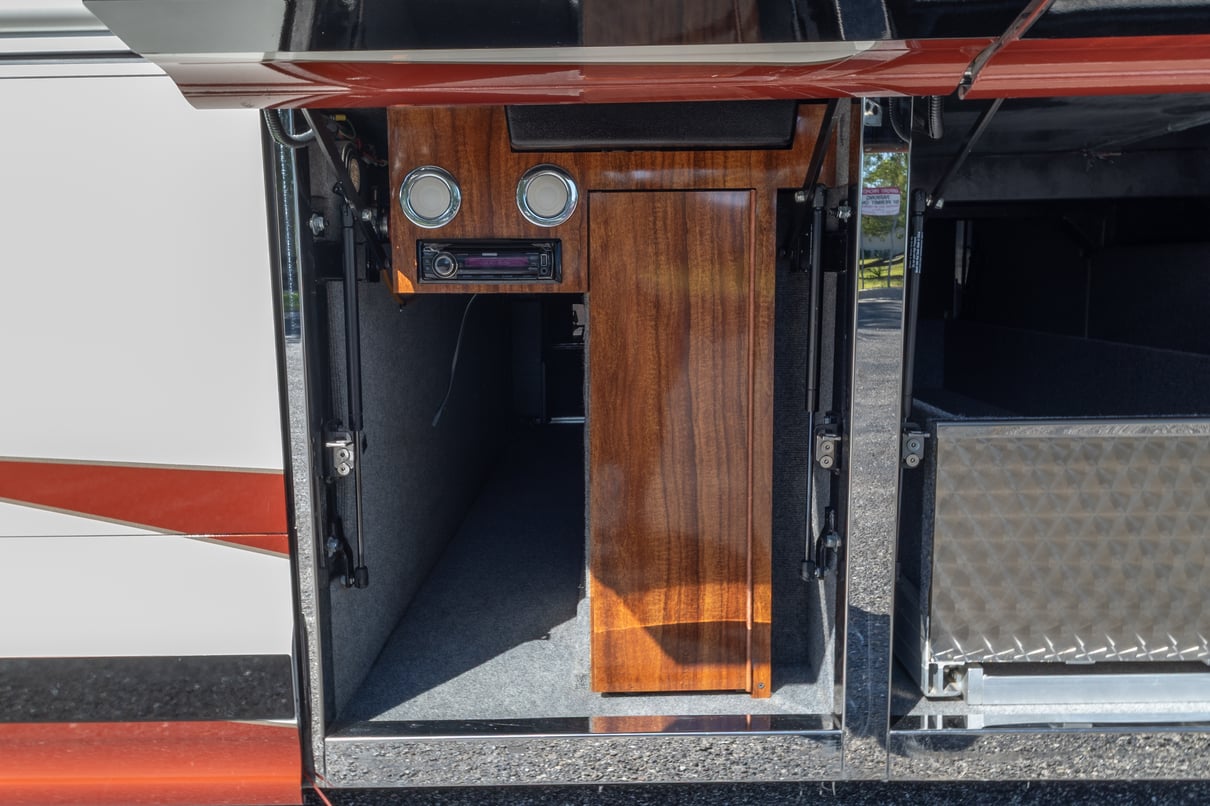 2012 Newell P2000i gallery image-39