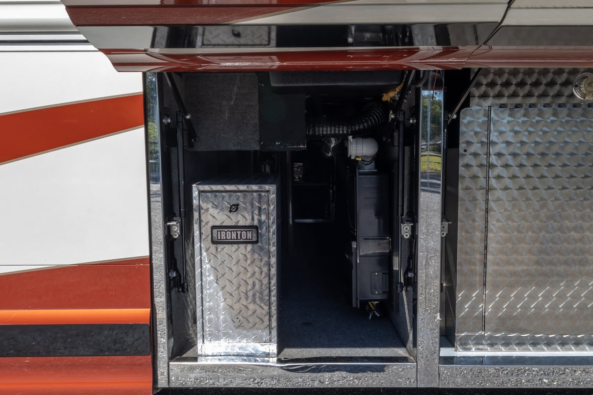 2012 Newell P2000i gallery image-44