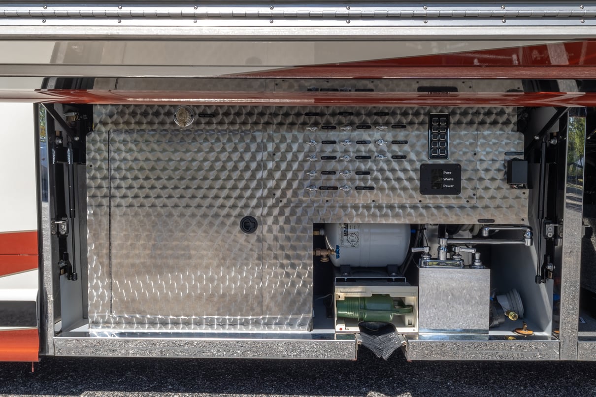 2012 Newell P2000i gallery image-45