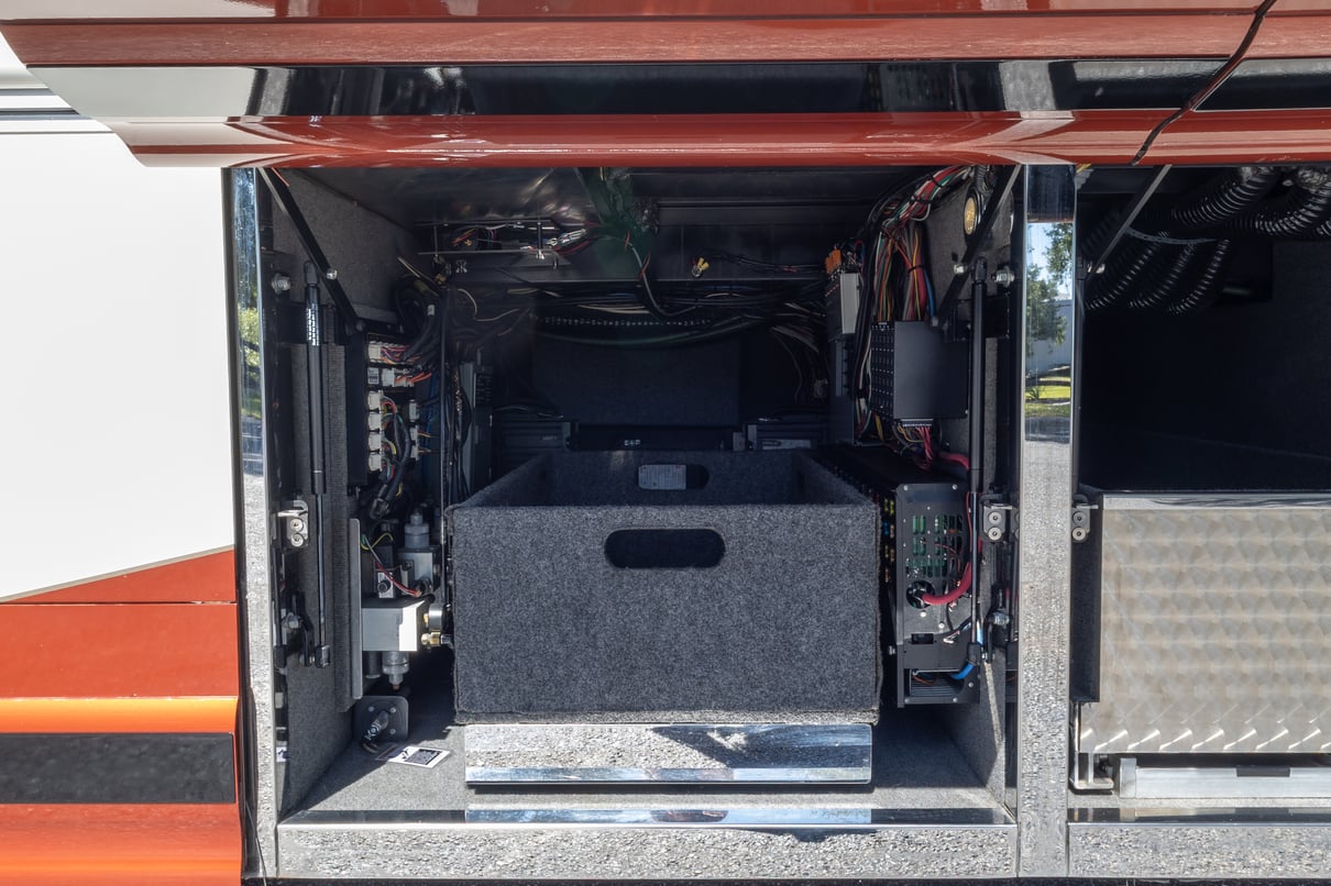 2012 Newell P2000i gallery image-46