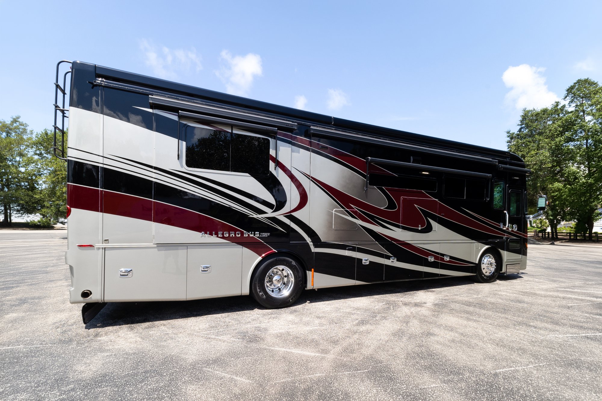2019 Tiffin Allegro Bus 37AP