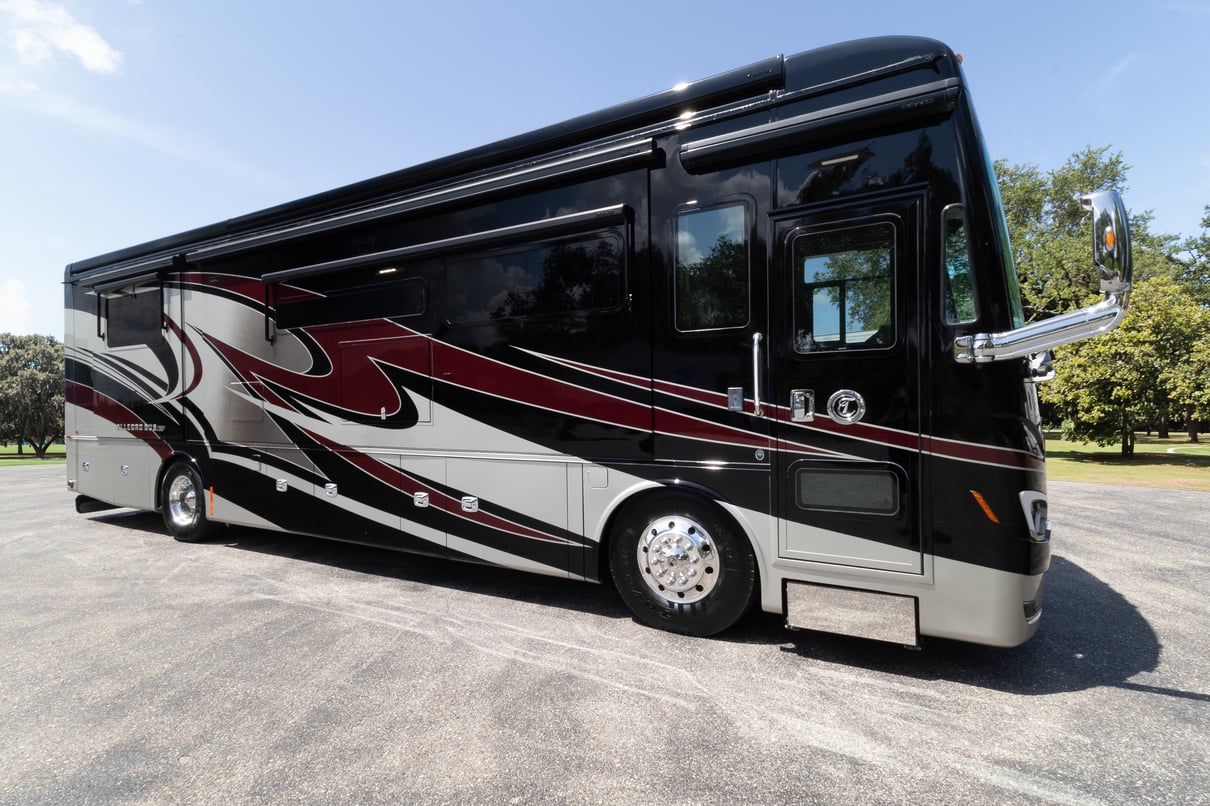 2019 Tiffin Allegro Bus 37AP gallery image-2