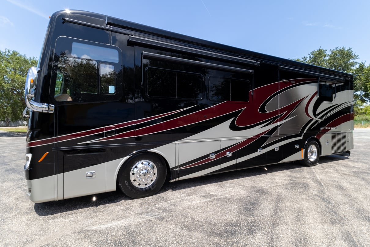2019 Tiffin Allegro Bus 37AP gallery image-10