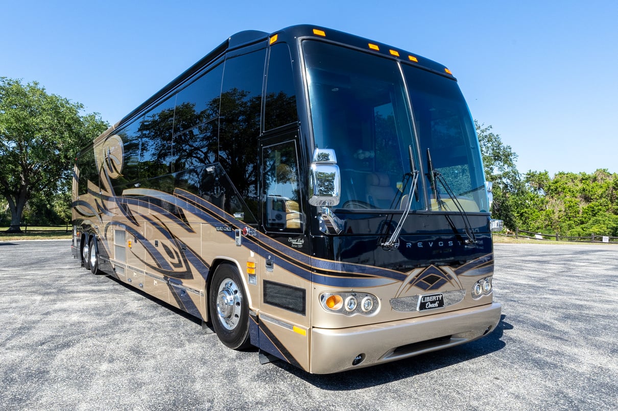 2009 Prevost Liberty H3 45 gallery image-1