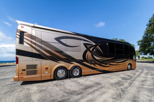 {id=8, name='Prevost', order=20, label='Prevost'}