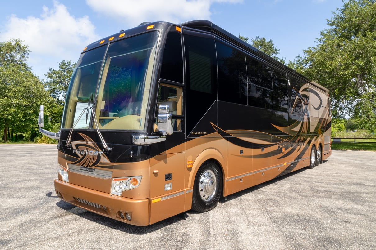 2014 Prevost Millennium H3 45 gallery image-11