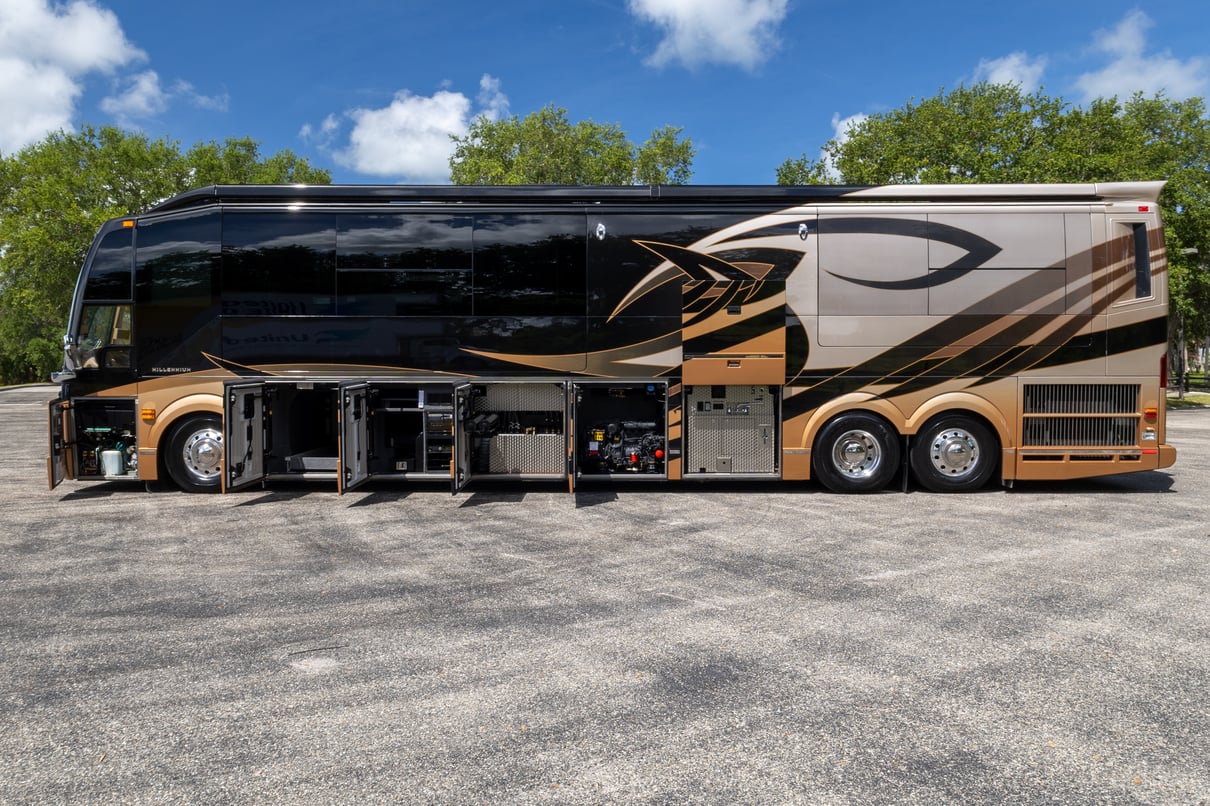 2014 Prevost Millennium H3 45 gallery image-31