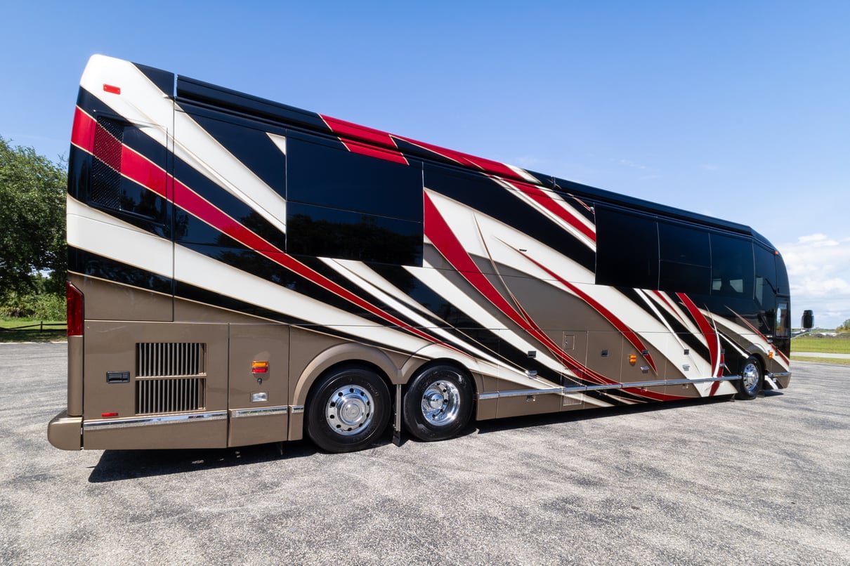 2020 Prevost Marathon H3-45 gallery image-4