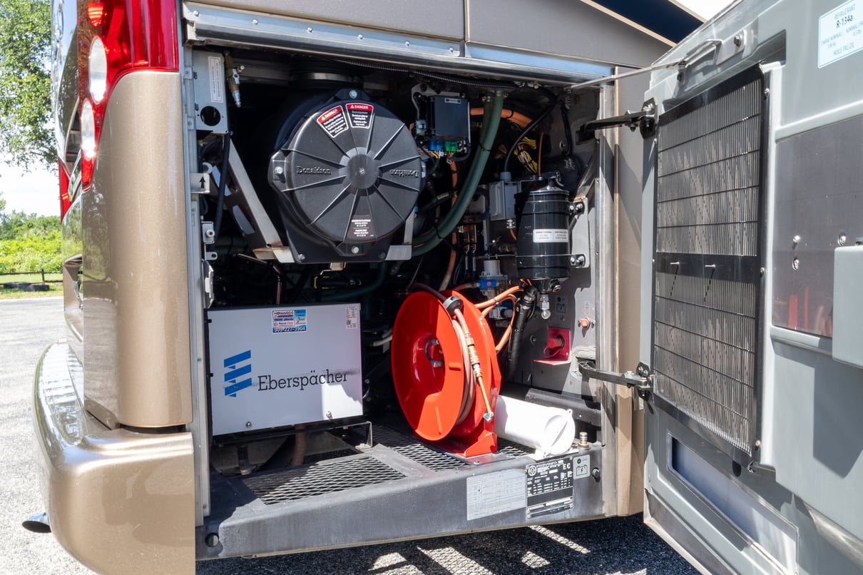 2020 Prevost Marathon H3-45 gallery image-35