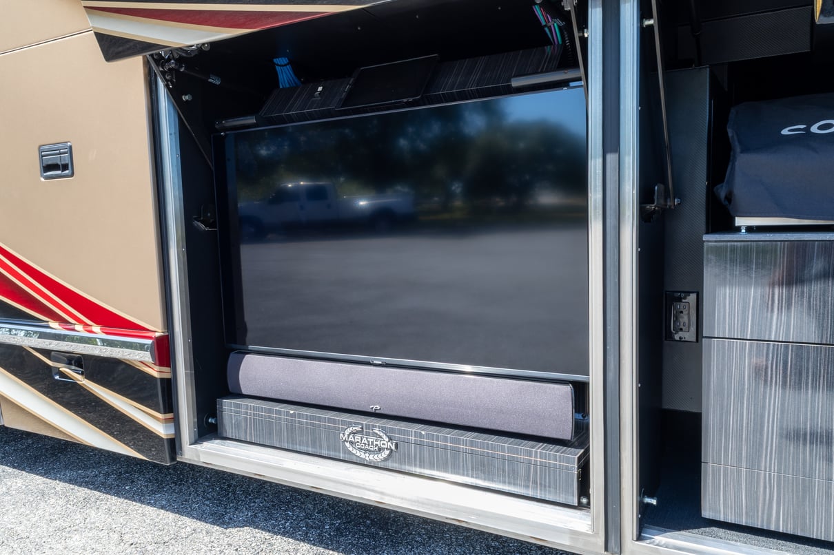 2020 Prevost Marathon H3-45 gallery image-38