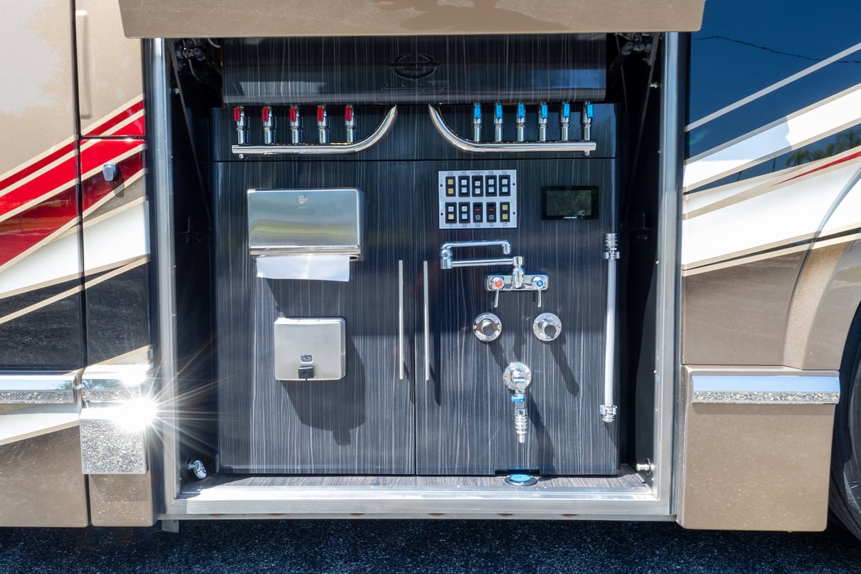2020 Prevost Marathon H3-45 gallery image-46