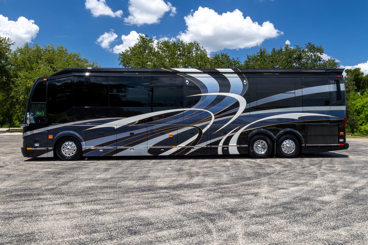 2016 Prevost Millennium H3 45 gallery image-9