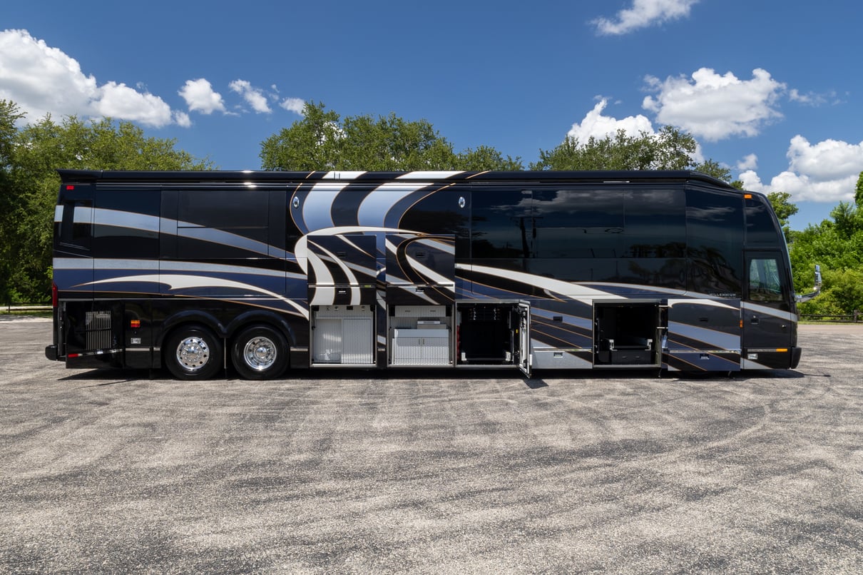 2016 Prevost Millennium H3 45 gallery image-32