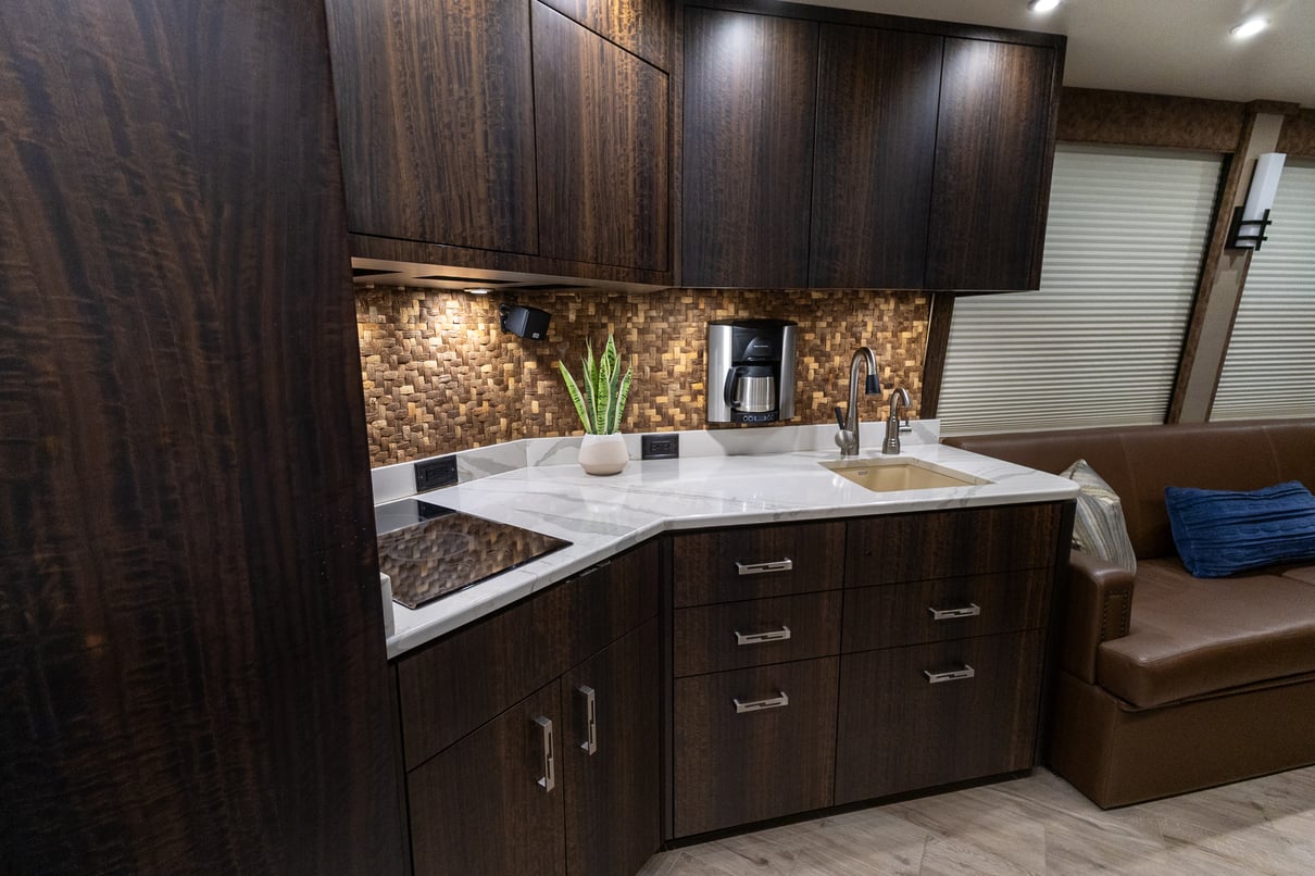 2020 Prevost Millennium X3 45 gallery image-19