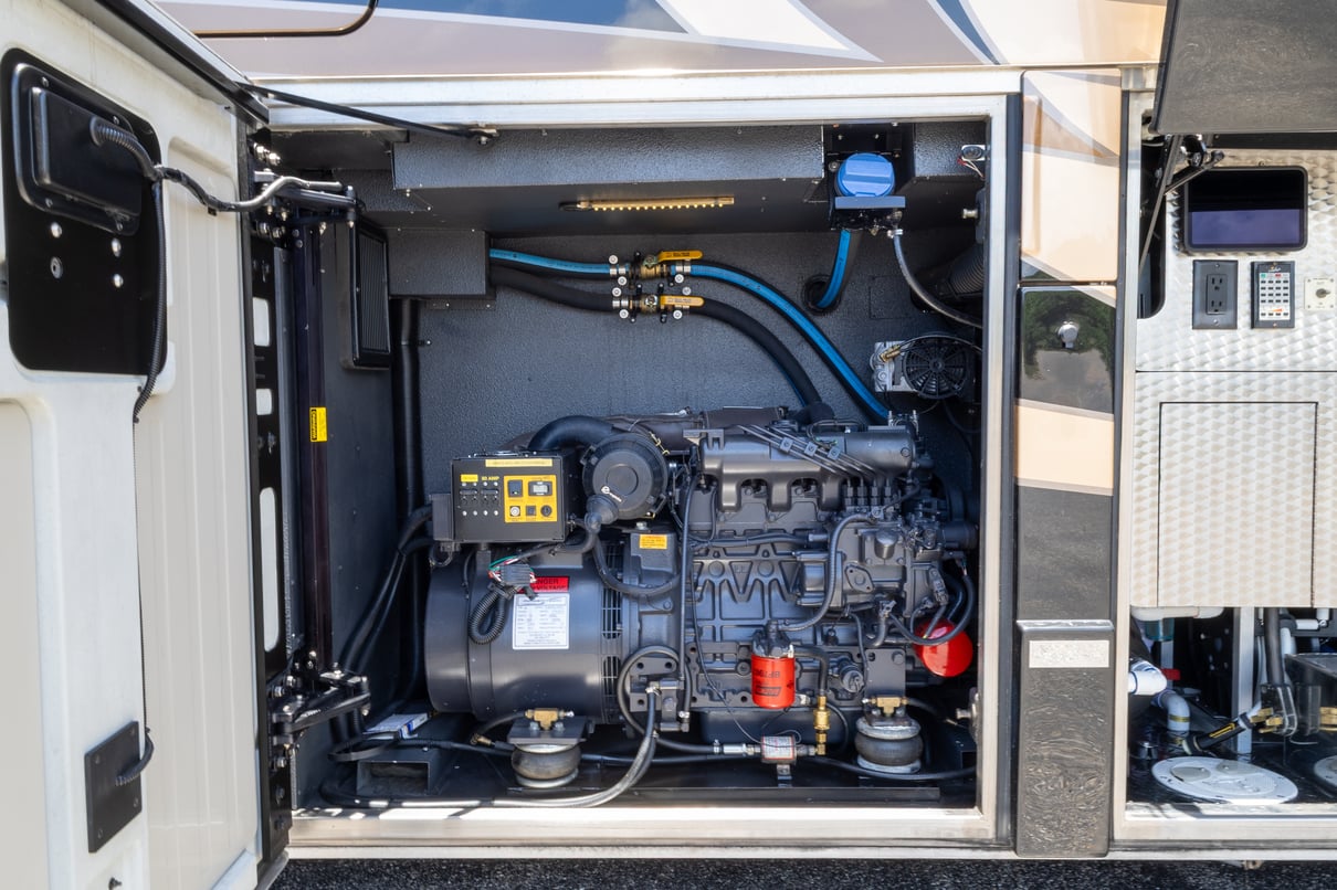 2014 Prevost Millennium H3 45 gallery image-44