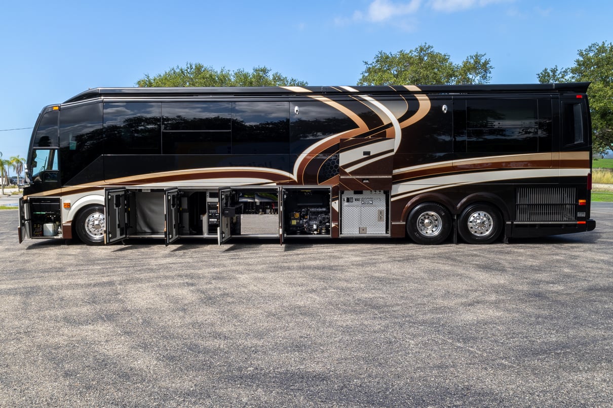 2015 Prevost Millennium H3 45 gallery image-32