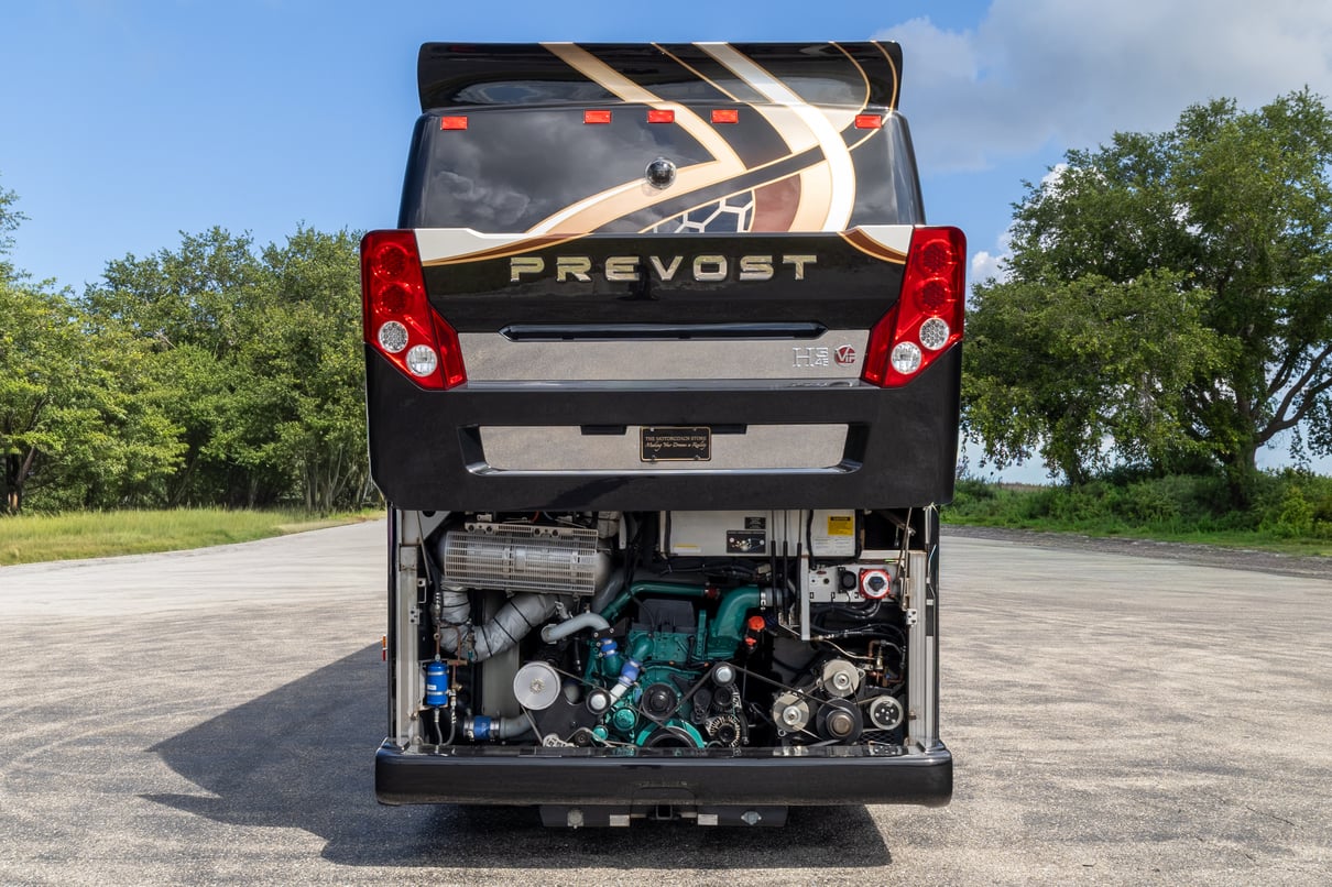 2015 Prevost Millennium H3 45 gallery image-45