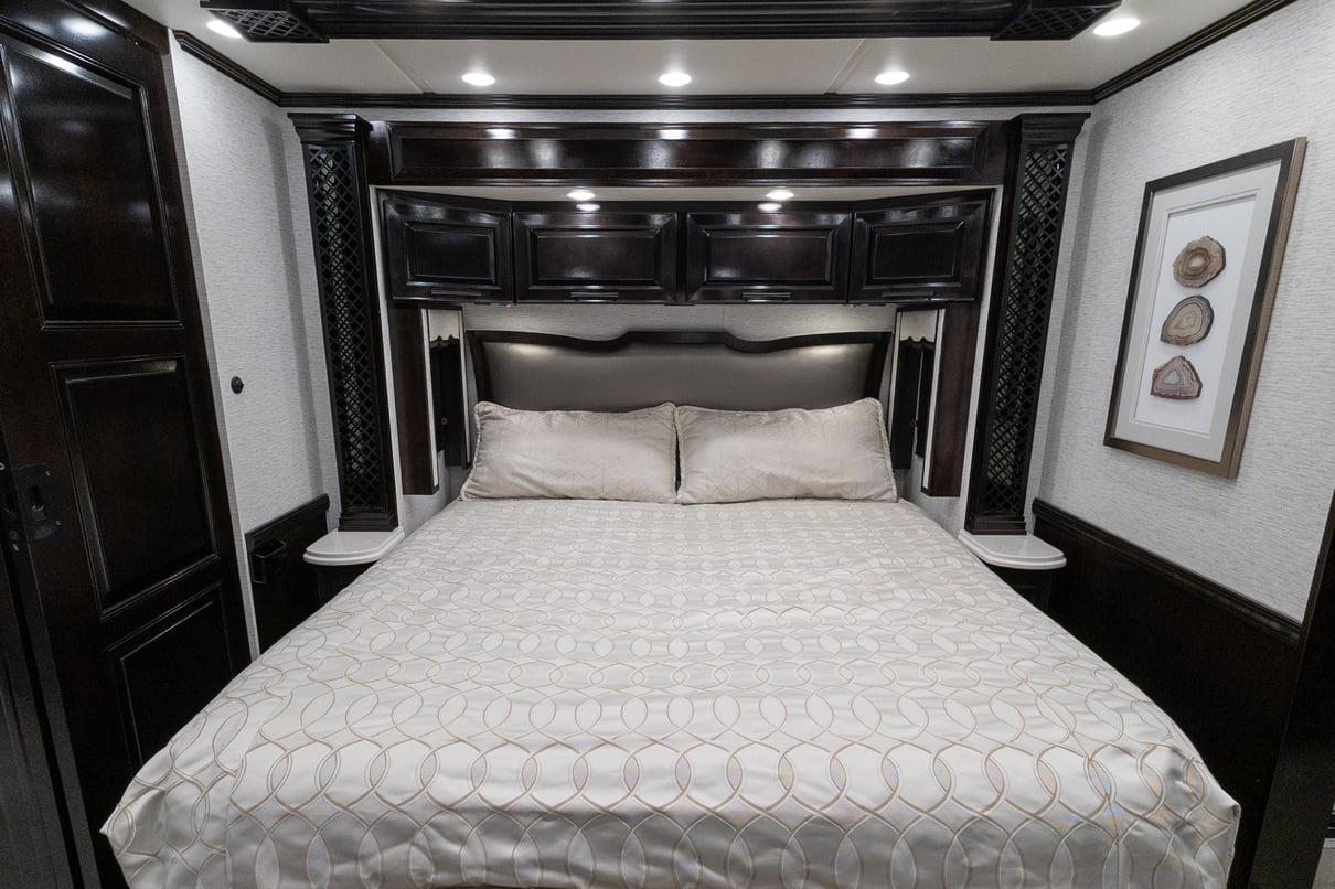 2025 Newmar London Aire 4595 gallery image-26