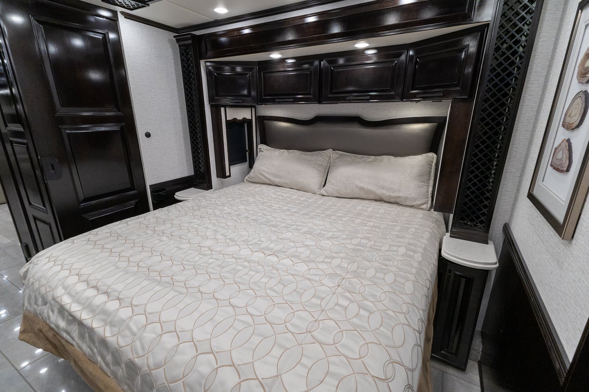 2025 Newmar London Aire 4595 gallery image-27