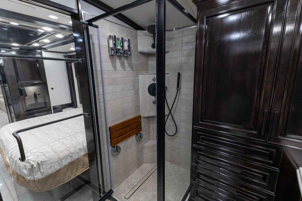 2025 Newmar London Aire 4595 gallery image-30