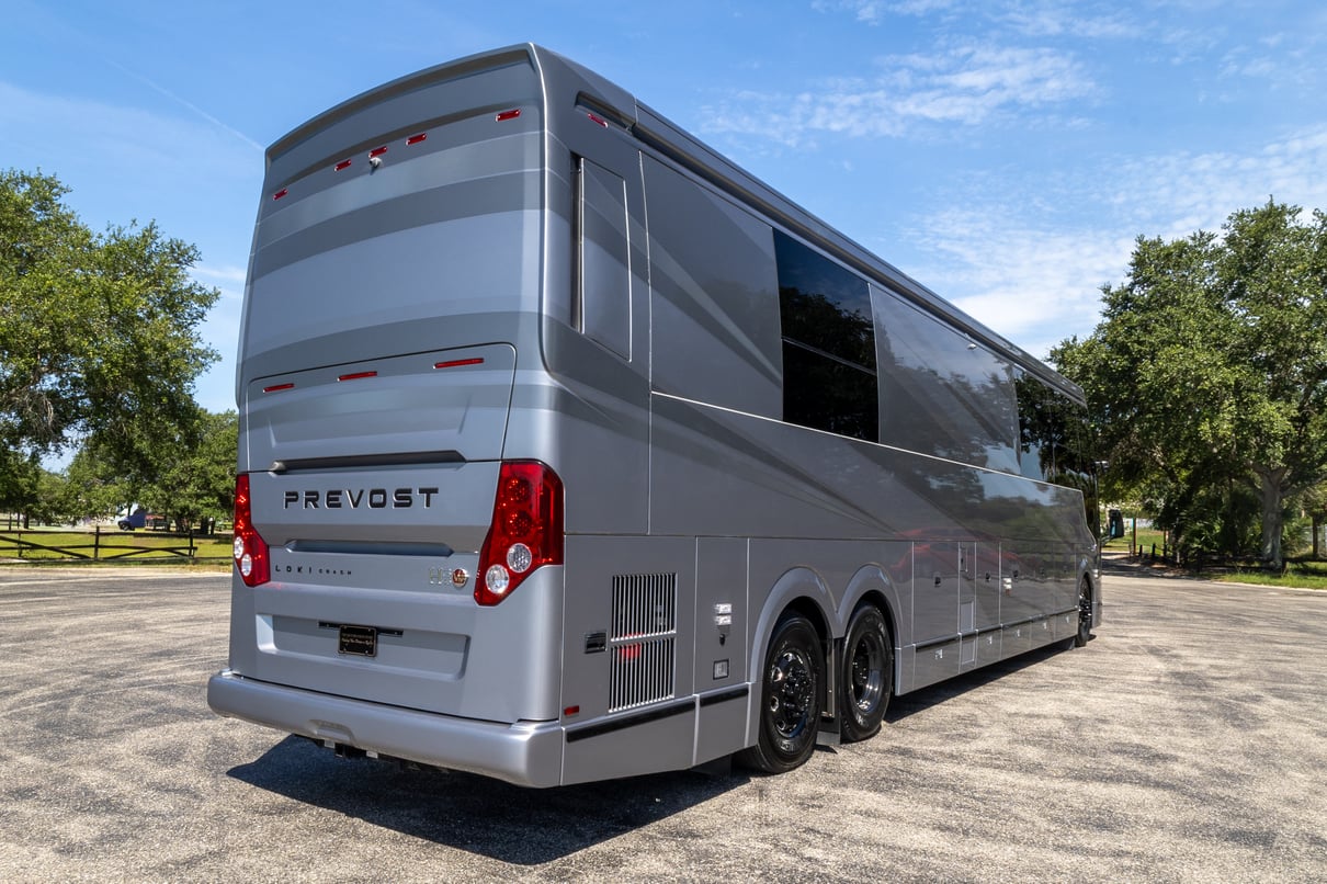 2027 Prevost Loki H3 45 gallery image-5