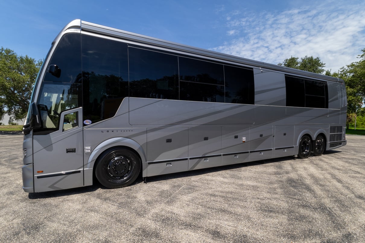 2027 Prevost Loki H3 45 gallery image-10