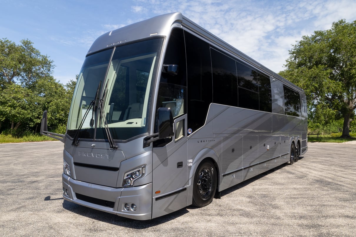 2027 Prevost Loki H3 45 gallery image-11