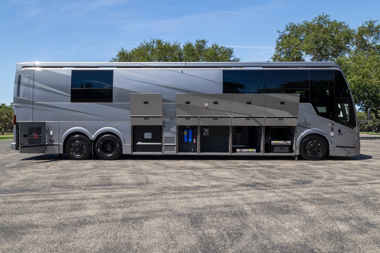 2027 Prevost Loki H3 45 gallery image-33