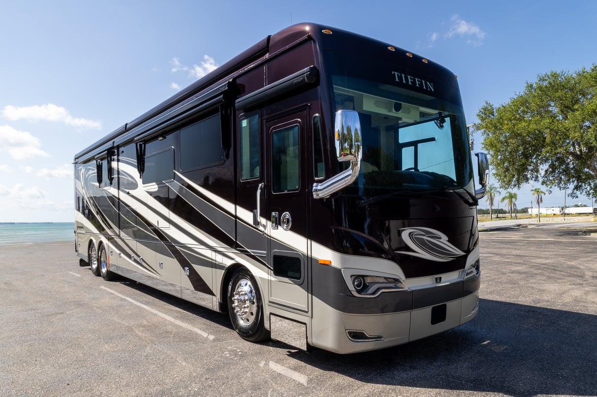 2022 Tiffin Allegro Bus 45 OPP gallery image-1