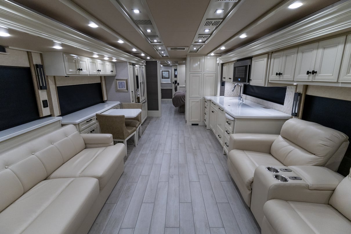 2022 Tiffin Allegro Bus 45 OPP gallery image-14