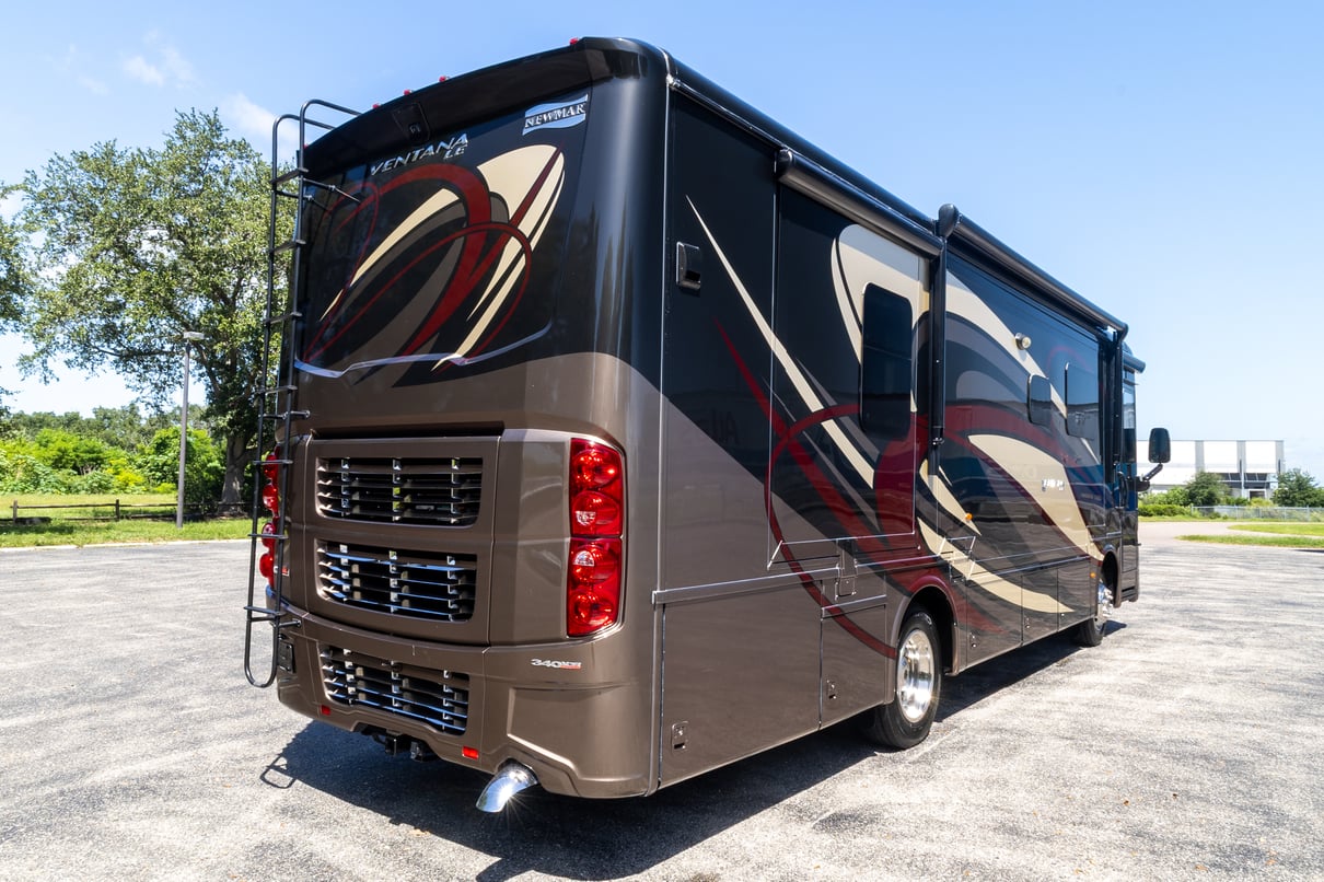 2019 Newmar Ventana LE 3412 gallery image-5