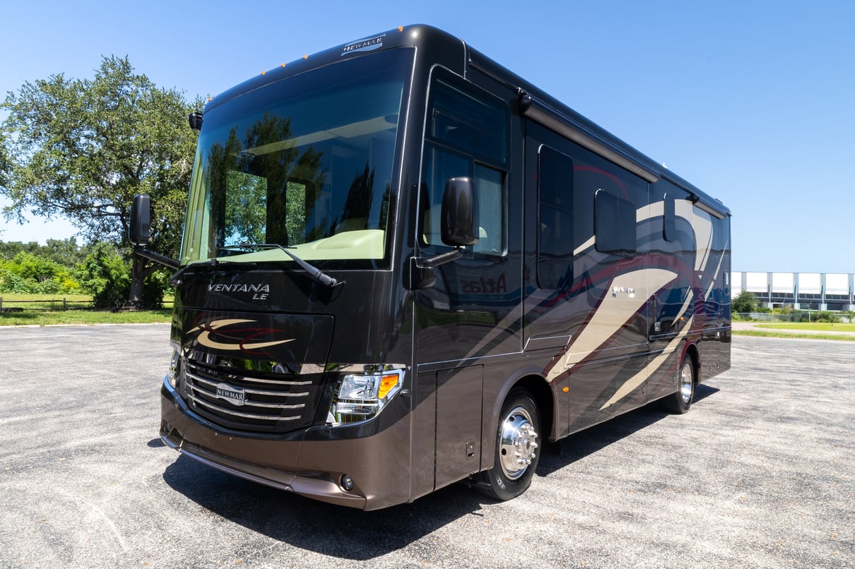 2019 Newmar Ventana LE 3412 gallery image-11