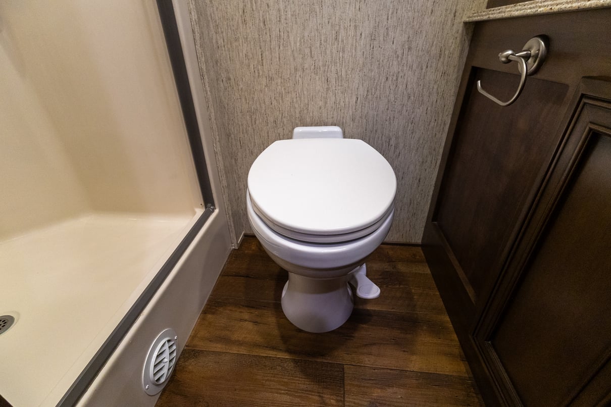 2019 Newmar Ventana LE 3412 gallery image-24