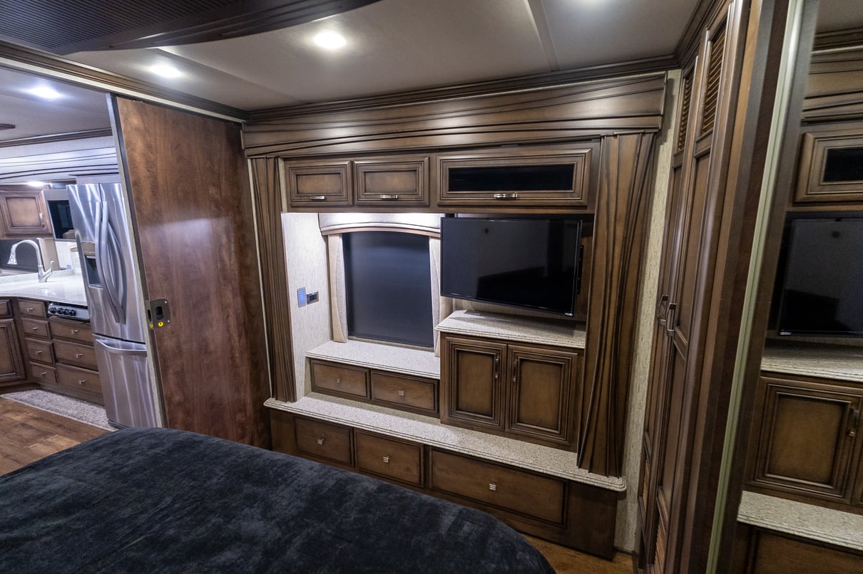 2019 Newmar Ventana LE 3412 gallery image-28